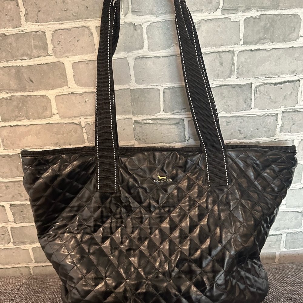 Scout - Joyride Quilted Shoulder Bag (Black)